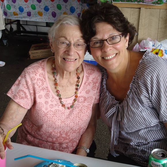 Meet your Posher, Viki - Picture 1 of 1